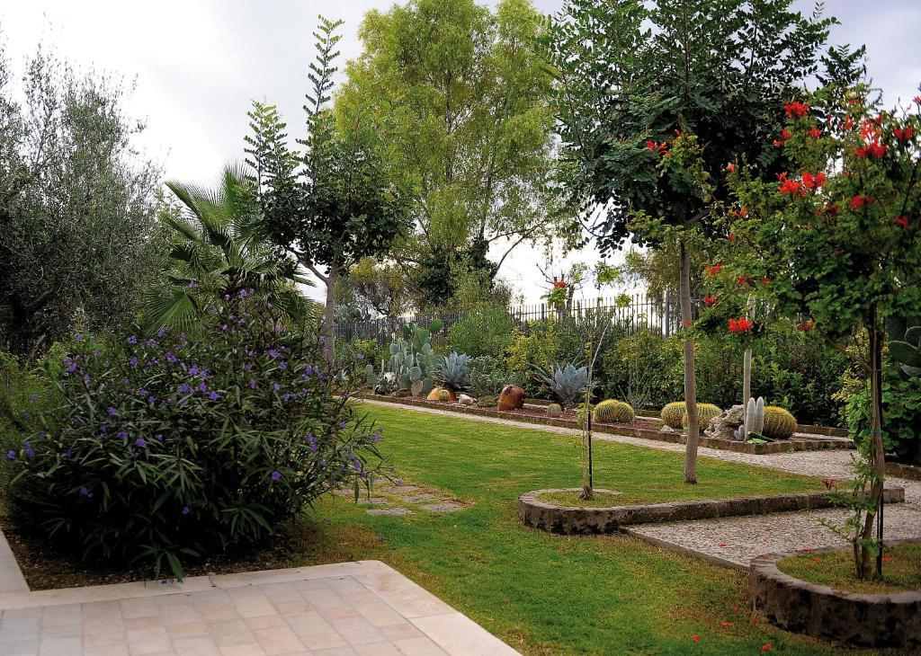 Hotel Il Giardino Del Te Barletta Zewnętrze zdjęcie
